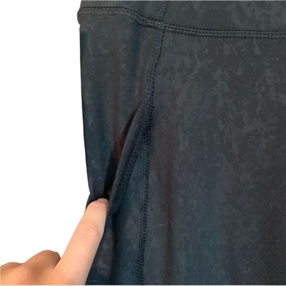 NWT! Marika sport patterned leggings - Picture 3 of 11